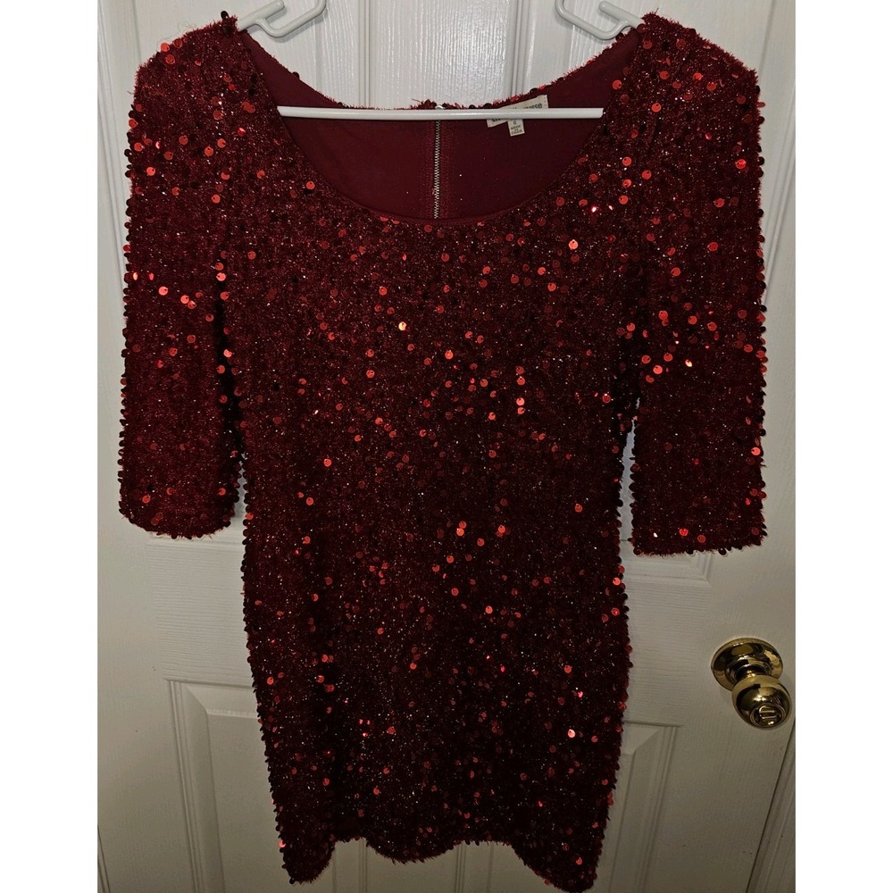 Charlotte Russe Women's Dress Red Sequined Long Sleve Size Small Party Cocktail